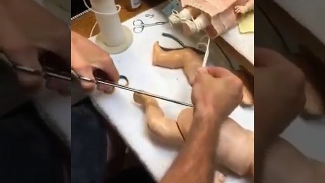 How to Re-String an Antique Doll with Ruby Lane смотреть онлайн