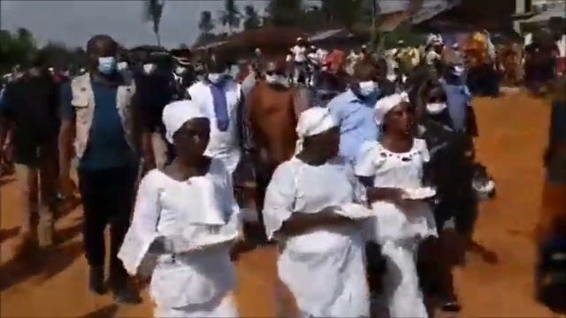 President Weah Visits The Most Talk About Sass Town, Grand Kru County - LB ONLINE TV смотреть онлайн