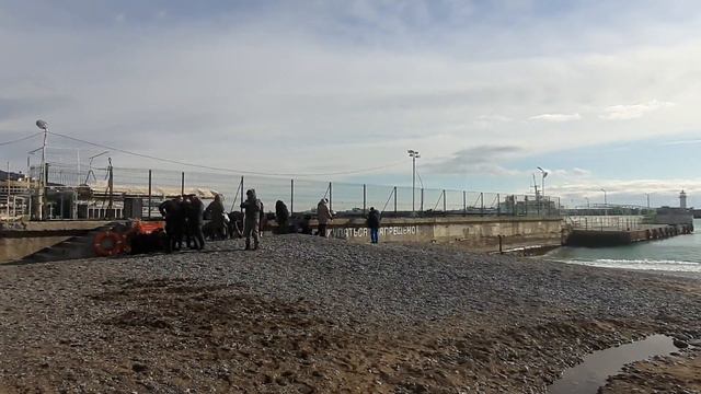 Крещение в Ялте 2022 #Купания на Набережной смотреть онлайн