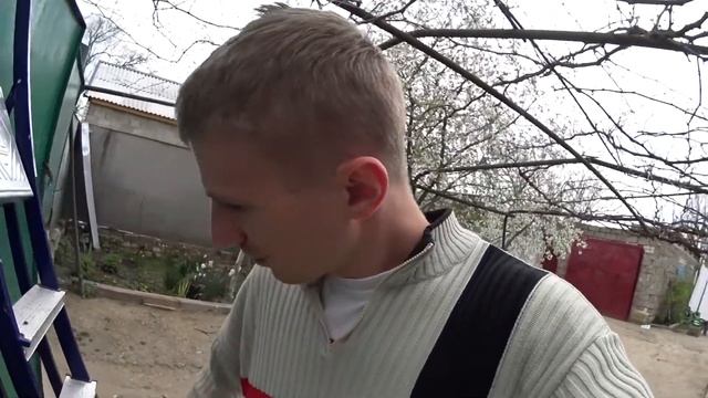 Влог: Обновил краску на воротах. Новые сиденья для ваз 2103. Иван Улыбашев. смотреть онлайн