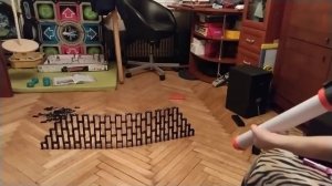 Домино - огромная супер стена падает! Цепная реакция домино