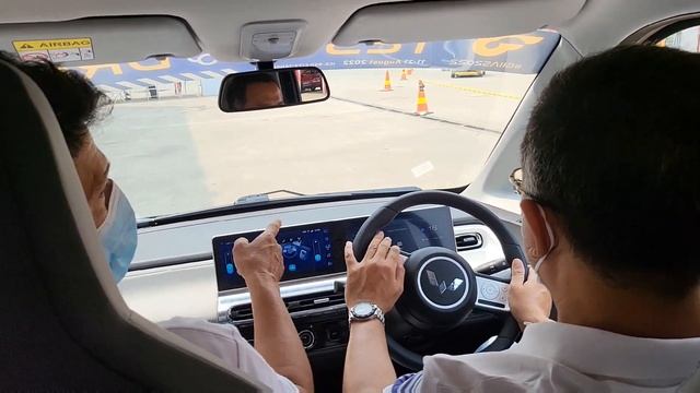 test drive wuling air ev смотреть онлайн