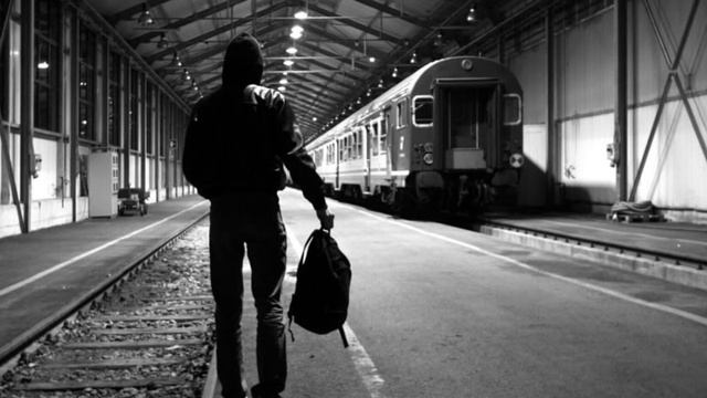 10 Невероятно тупых поступков людей смотреть онлайн