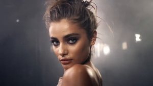 ТЕЙЛОР ХИЛЛ    "LOVEADVENT"