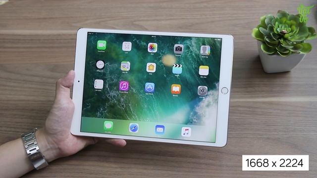 iPad Pro 10.5": màn hình 120Hz, viền siêu mỏng, 4 loa смотреть онлайн