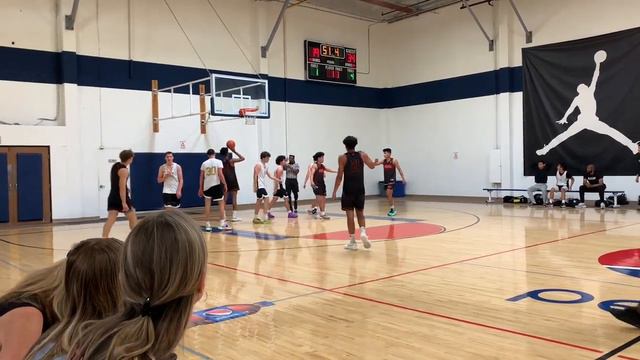 4.23.22 Team Arsenal Orange vs Infinite White смотреть онлайн