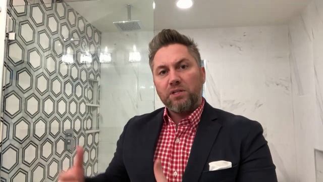 Realtors: How To Get Into The Fixer Upper Game смотреть онлайн