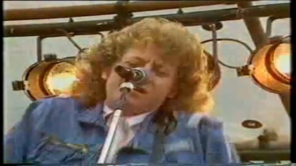 SLADE -- Ooh la la in L.A.