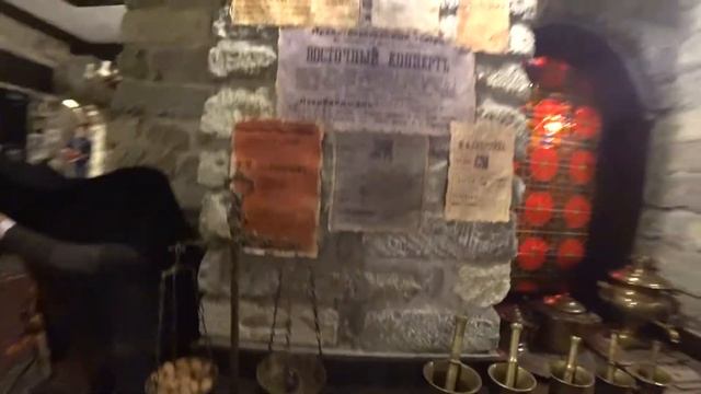 День в Баку. Обзор отеля Garden Villa. Огромный ресторан. Поиски паспорта. смотреть онлайн