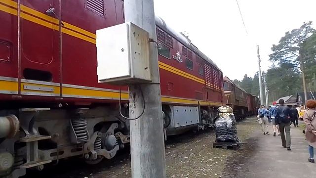 ТЭП60-1171. В приличном виде. Музей жд под открытом небом. Лебяжье. Ленинградская область. смотреть онлайн