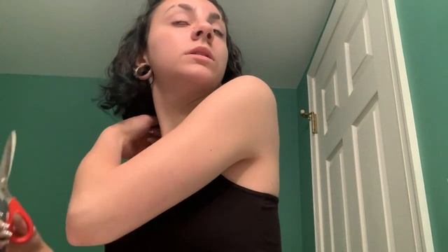 Ramona Flowers haircut AT HOME смотреть онлайн