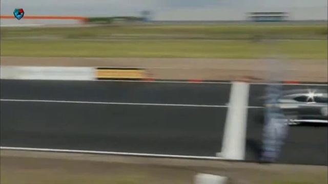 Ferrari 488 GTB VS Audi rs7 смотреть онлайн