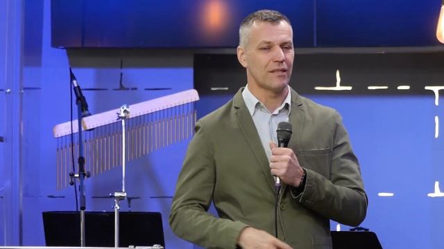 "Маменькин сынок" - Сергей Клиницкий - 12.04.2020 смотреть онлайн