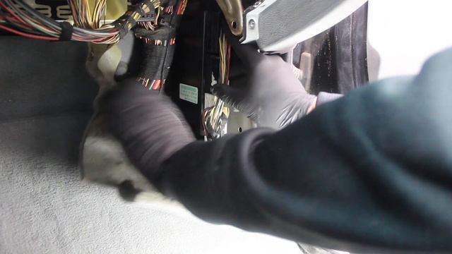 Где находится блок управления светом BMW X5 E53? Как заменить модуль света LCM BMW X5 смотреть онлайн