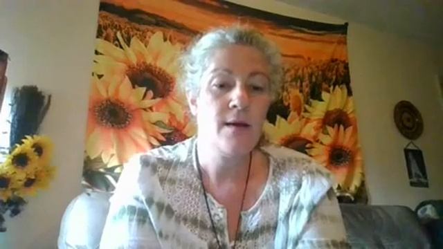 Seasons of The Witch Beltane Oracle Unboxing Walkthrough смотреть онлайн