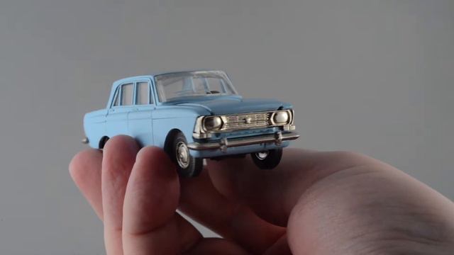 Москвич-408 • Тантал Vs Dinky Toys • 1968 Vs 1987 • No Comments