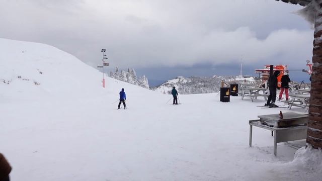 Uludağ Tatili Hakkında Her Şey - İlk Kez Kayak Yaptım смотреть онлайн