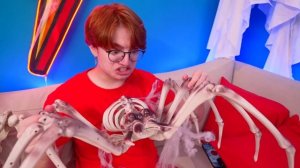 Пранки на Хэллоуин ! СТАС VS ДИМОН !