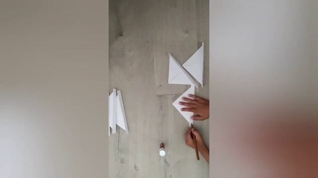 Как сделать корону из бумаги? Легко просто посмотрите это видео смотреть онлайн