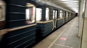 «Грузовой» номерной на станции Новые Черёмушки.