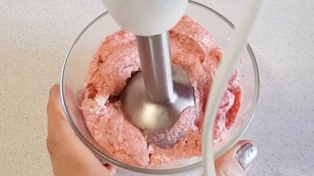 Творожно-сливочный_ЯГОДНЫЙ_крем._ВКУСНЫЙ_И_УНИВЕРСАЛЬНЫЙ.mp4 смотреть онлайн