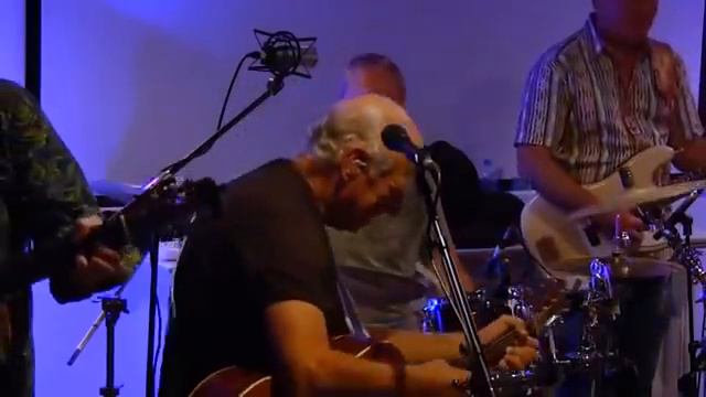 Jimmy Buffett And The Coral Reefers   Tryin' To Reason Tour   Coolangatta 2014   Facebook