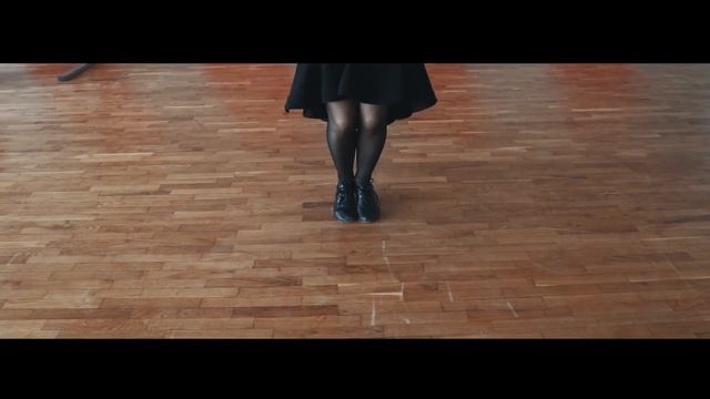 Повільний вальс урок 2 (Великий квадрат) Slow waltz смотреть онлайн