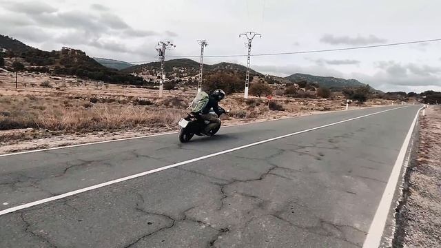 Pojechaliśmy Jeździć Zontesami Po Hiszpanii: 125 GK Oraz 350 GK