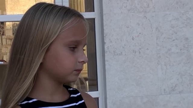 ШКОЛА В АЛБАНИИ смотреть онлайн