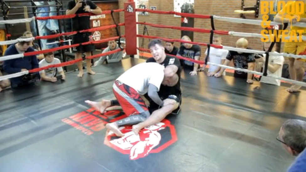 Фрэнк Мир. Гильотина Frank Mir Guillotine смотреть онлайн