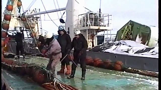 ЮгоВосток-1. Ночная швартовка и выборка.mp4