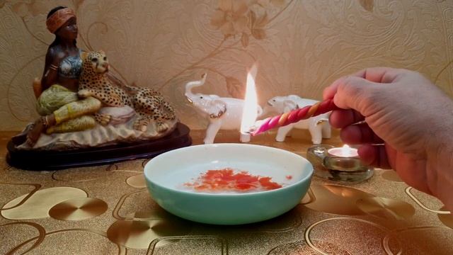 Счастье на пороге. Что расскажет свеча. Гадание на воске. смотреть онлайн