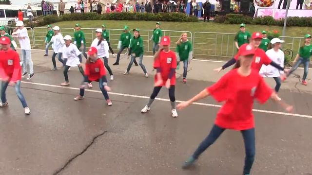 Флешмоб на Праздник Цветов 2015 смотреть онлайн