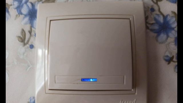 Почему светодиодная лампа может мерцать при выключенном свете смотреть онлайн