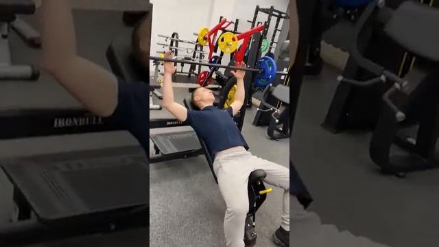 Наклонна олимпийская скамья IronBull смотреть онлайн