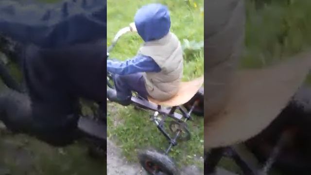 Педальный четырёх колёсный велосипед смотреть онлайн