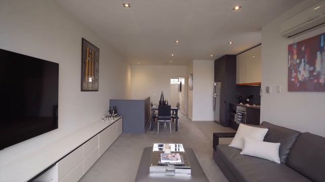 2 bedroom townhouse for sale in Malvern East смотреть онлайн