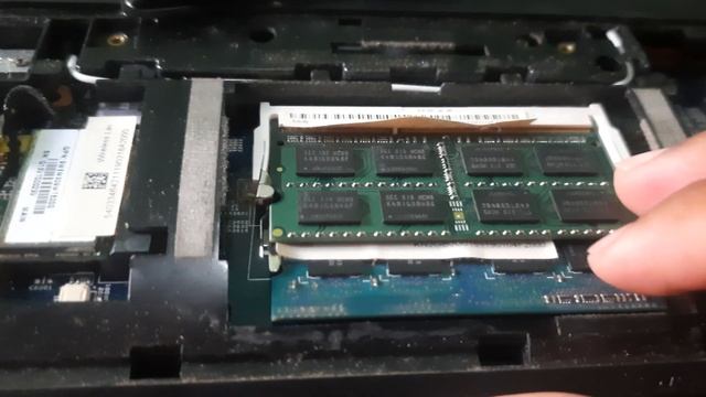 Tutorial Upgrade RAM Laptop Acer Aspire 4750Z смотреть онлайн