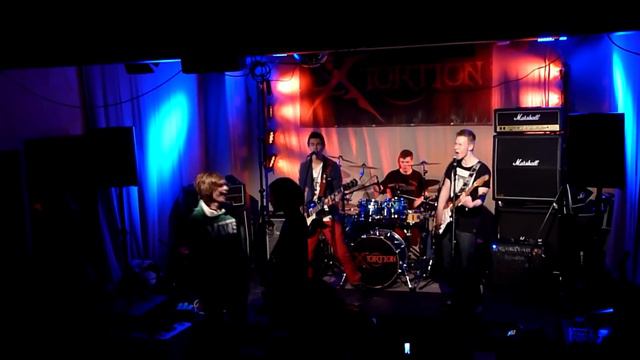 Rock'n'roll queen (Drop D Live @Rabbit Rumble 2013) смотреть онлайн