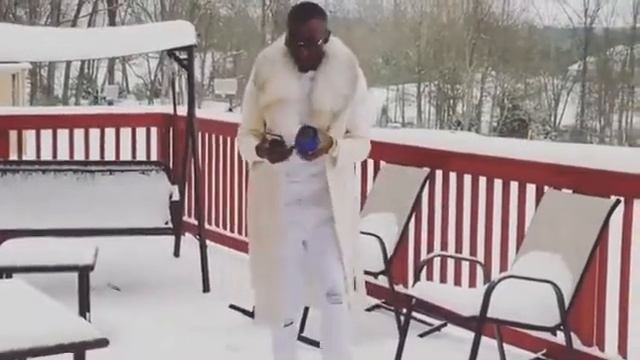 Passion Java Enjoying his life in SNOW @ his home #usa #chidavado #$300 pamupaka смотреть онлайн