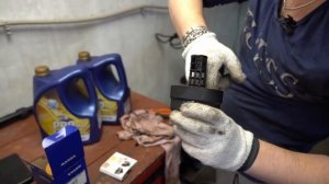 Техническо обслуживание (ТО) Volvo XC70 D5 своими силами. Меняем масло, масляный фильтр