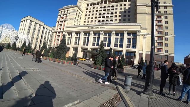 САРАТОВСКИЙ ПОПРОШАЙКА В Центре Москвы(Смотреть до конца) смотреть онлайн