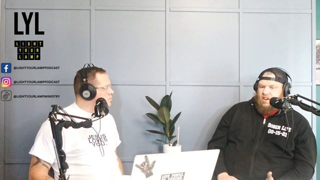 Hear how Ryan went from drinking life away to how God made him thirsty for something different. смотреть онлайн