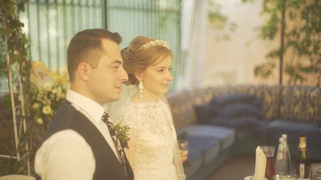 Счастливые моменты свадьбы (без фильтров) смотреть онлайн