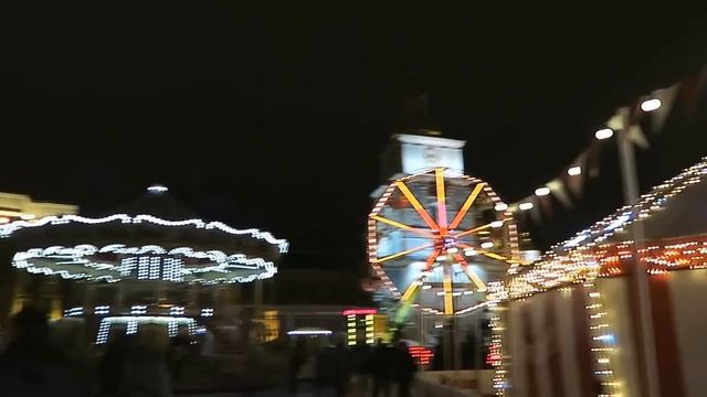 Киев новогодний. Софиевская площадь. День рождения ресторана. смотреть онлайн