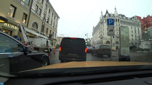 Начало / Зарабатываем как можем / Закрыли аэропорты / Работа такси в Москве Комфорт+ 14.12.20 #231 смотреть онлайн