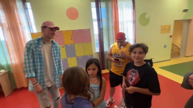 СКОЛЬКО СМ У ХАЛКА? смотреть онлайн
