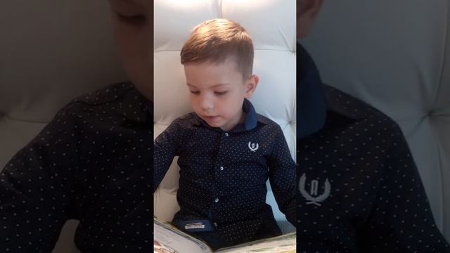 "Тараканище", К.Чуковский читает Данил Французанов. смотреть онлайн