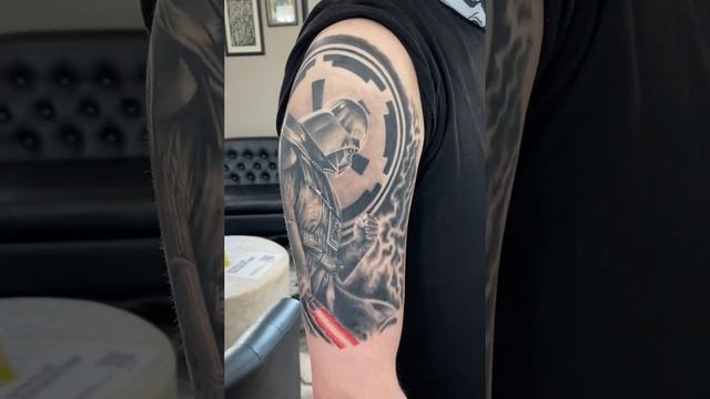 Darth Vader tattoo done by Jesse Myers смотреть онлайн