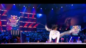 ЭТО НАДО УВИДЕТЬ! ЧЕМПИОНАТ МИРА С БРЕЙК ДАНСА 2021! RED BULL BC ONE WORLD FINAL 2021